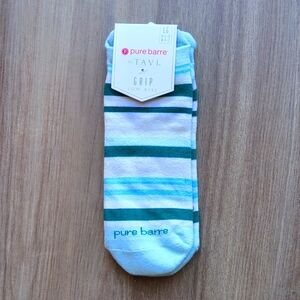 NWT Tavi Barre Socks, Large